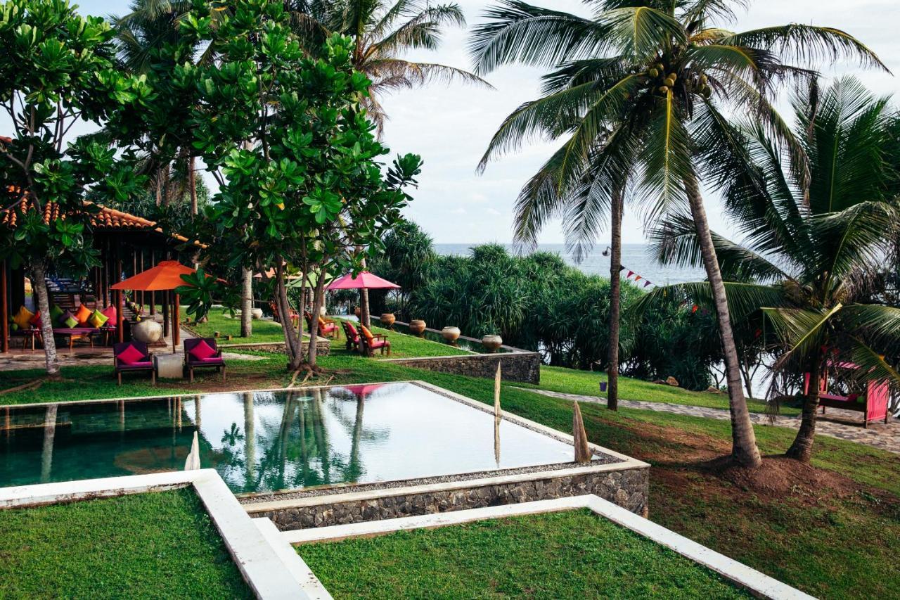 Utmt - Underneath The Mango Tree Spa & Beach Resort Dikwella Bagian luar foto