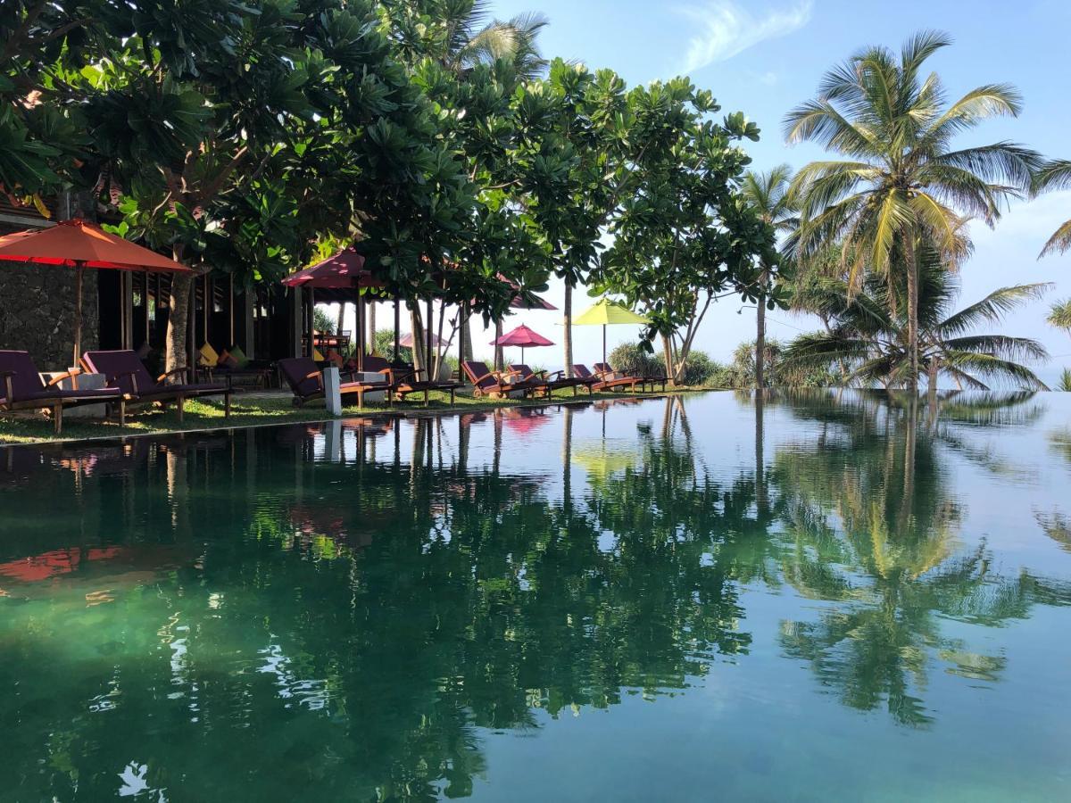 Utmt - Underneath The Mango Tree Spa & Beach Resort Dikwella Bagian luar foto
