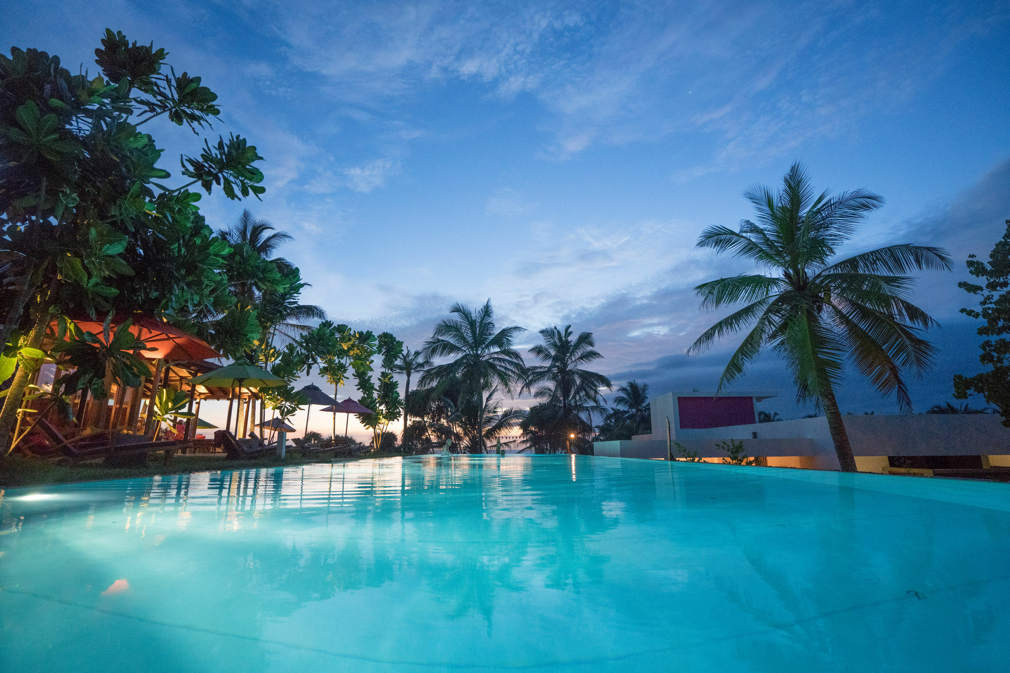 Utmt - Underneath The Mango Tree Spa & Beach Resort Dikwella Bagian luar foto